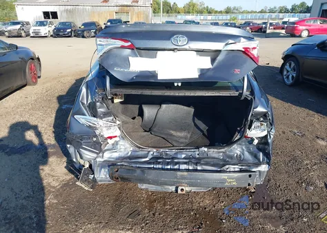 2015 Toyota Corolla S Plus z USA, uszkodzony, nr VIN 2T1BURHE2FC466853